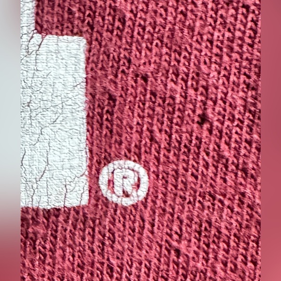 Early 90s Virginia Tech T-Shirt Maroon Unisex Size Small Vintage Original - Picture 5 of 5